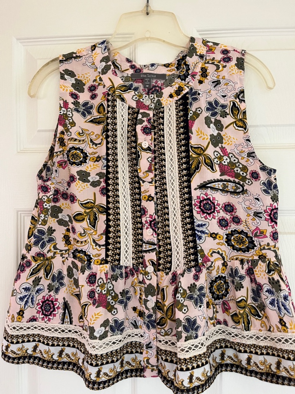 Anthroplogy Blue Tassel Sleeveless Pink Floral Button-Front Peplum Shirt